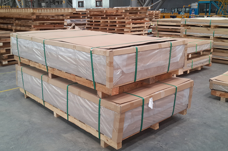 Packaging and delivery of aluminum plate